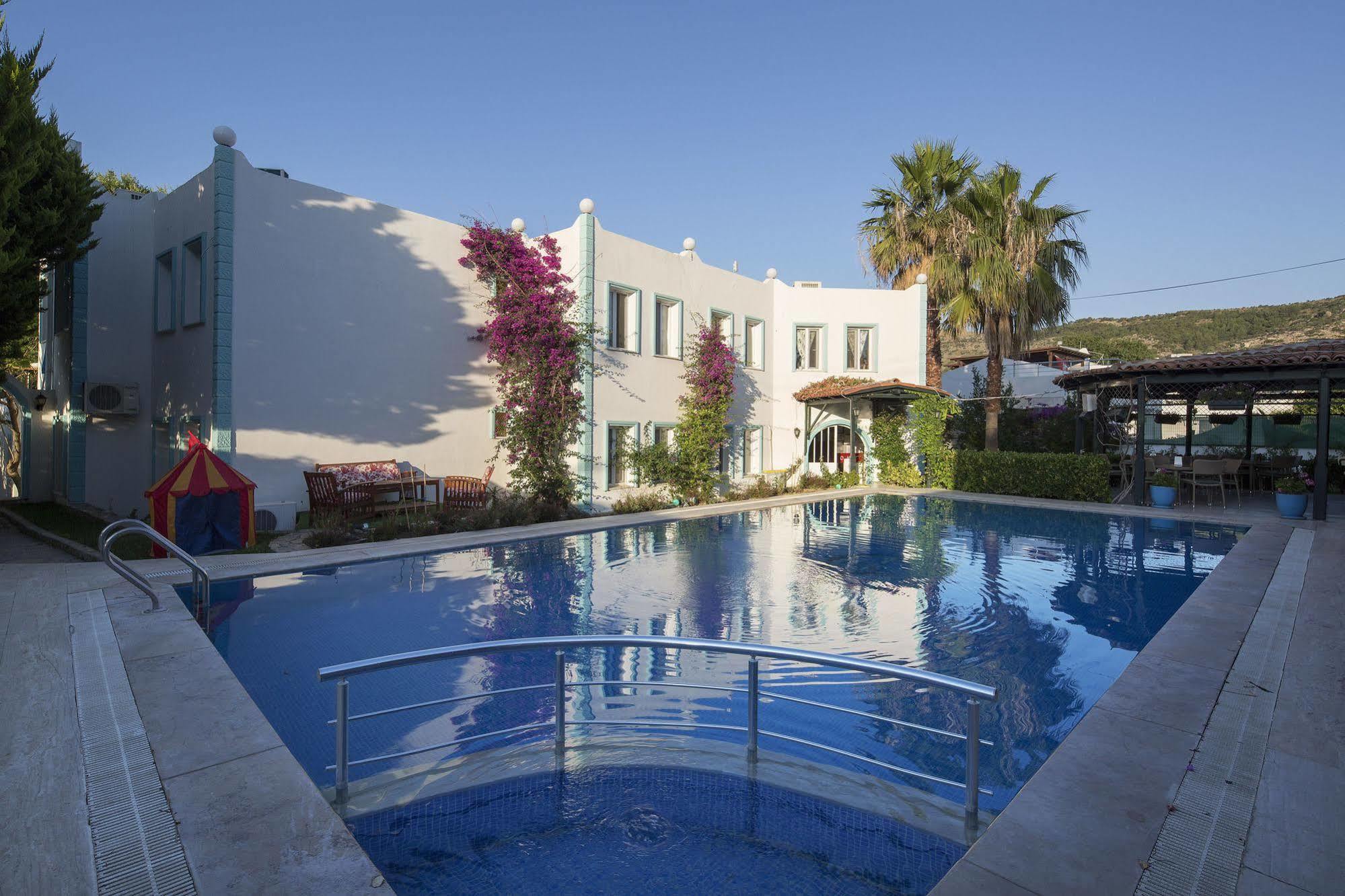 Istanbul Hotel Bodrum Türkbükü Exterior foto